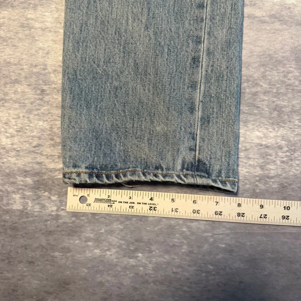Vintage Levis 501 Original Fit Button Fly Jeans Mens 32x32 Light Wash Blue Denim